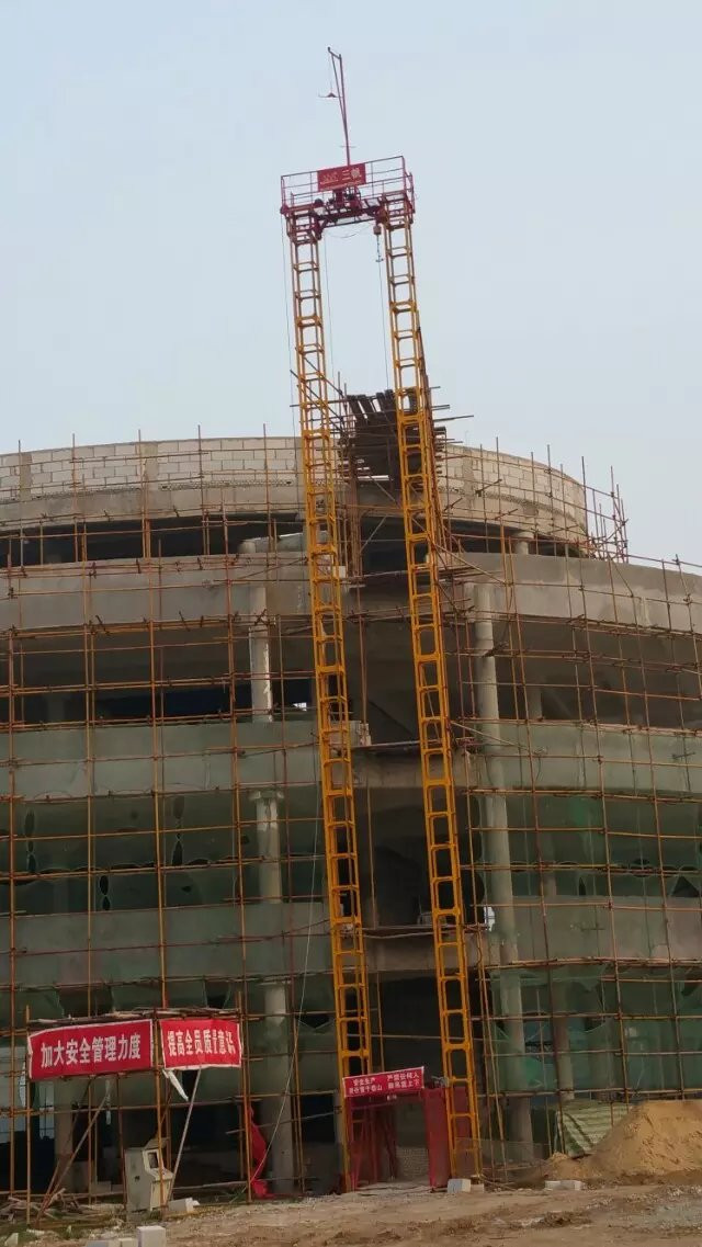 運城 SSE100 施工升降機construction elevator
