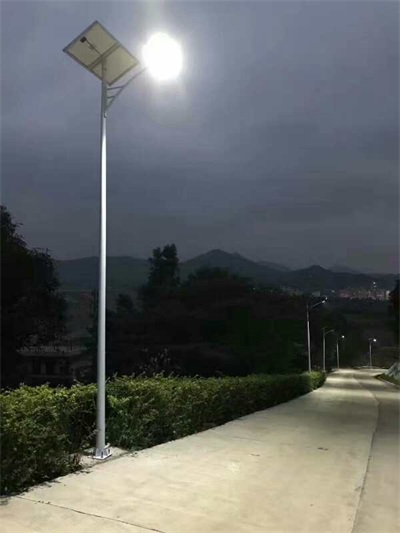 太陽能路燈安裝工程