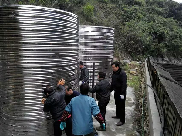 空氣能熱水設(shè)備4.jpg
