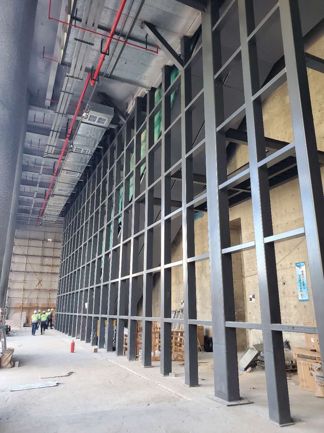 钢结构工程（13米高隔墙）