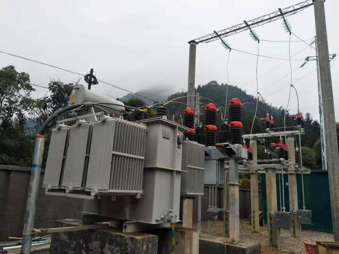 桂林至柳城高速土建福嶺隧道出口臨時(shí)用電專變配電工程