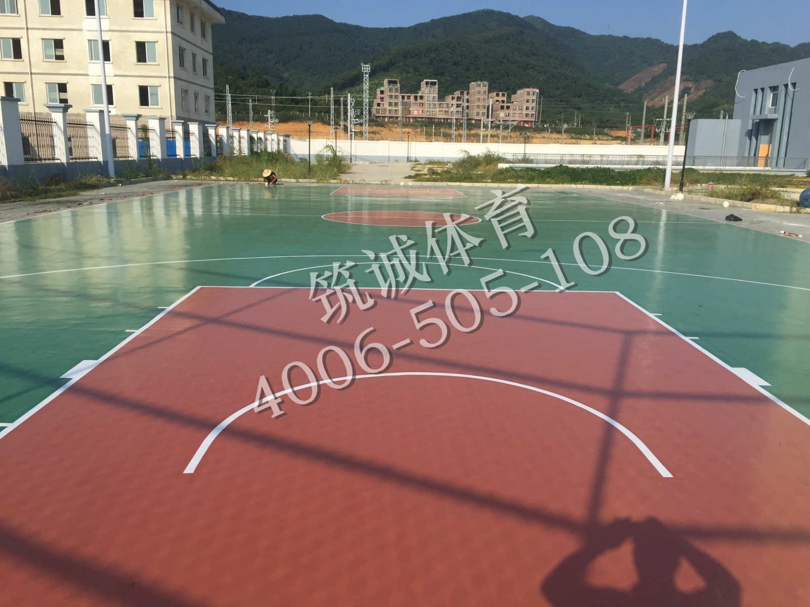 百色市火车站篮球场 1.jpg