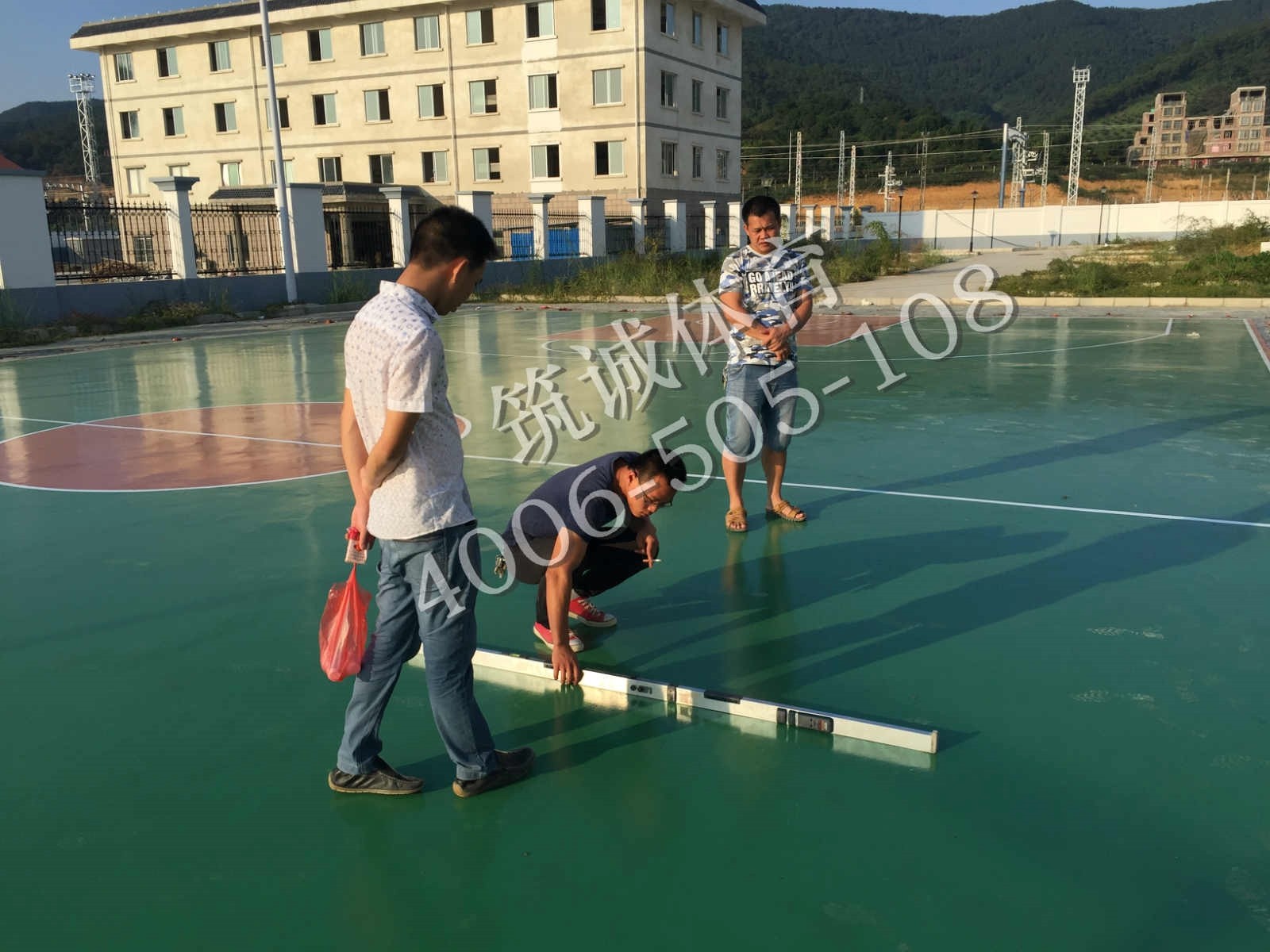 百色市火车站篮球场 2.jpg