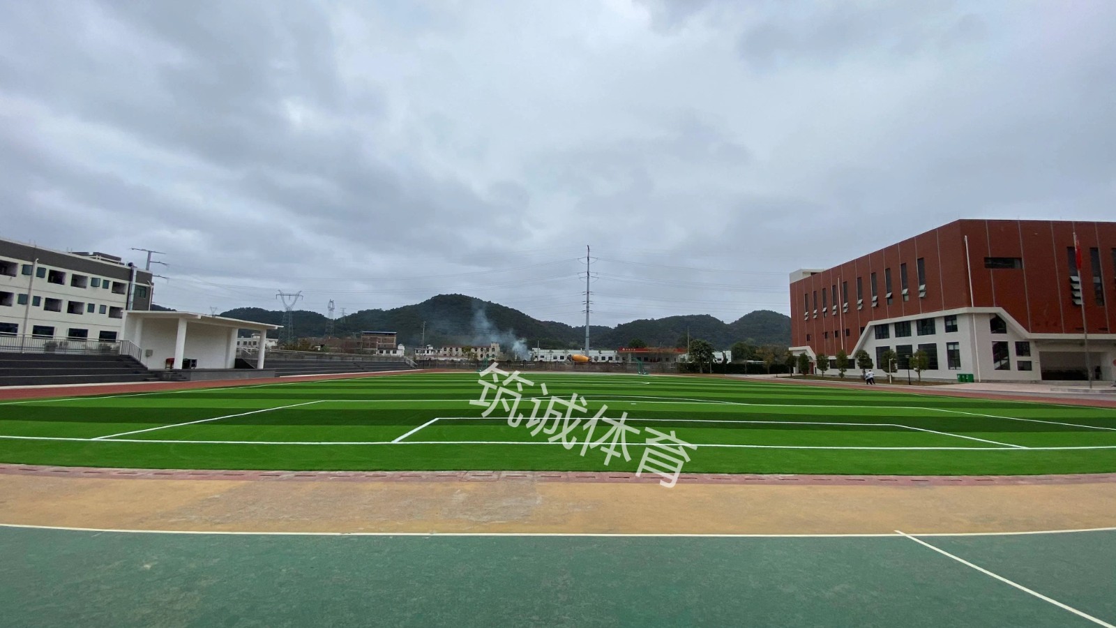 兴贤小学新校区足球场人工草皮改造水印 4.jpg