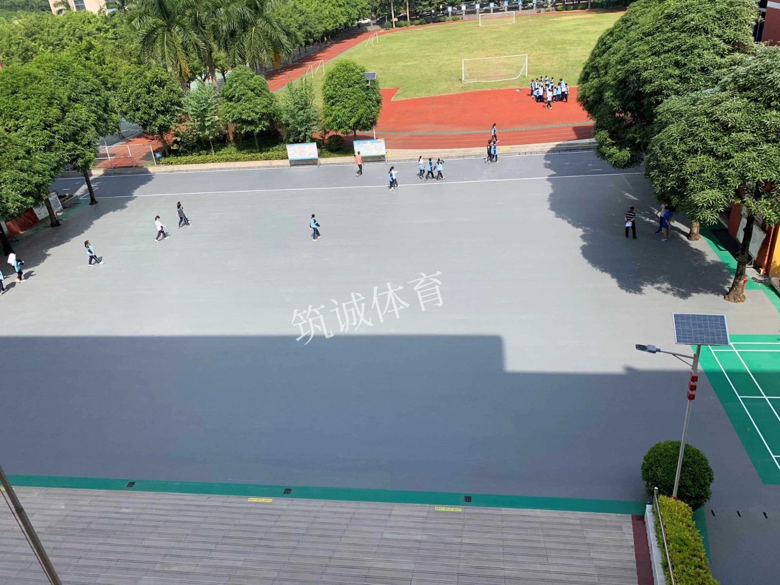 南宁市第二十九中学升旗台前塑胶球场水印 3.jpg
