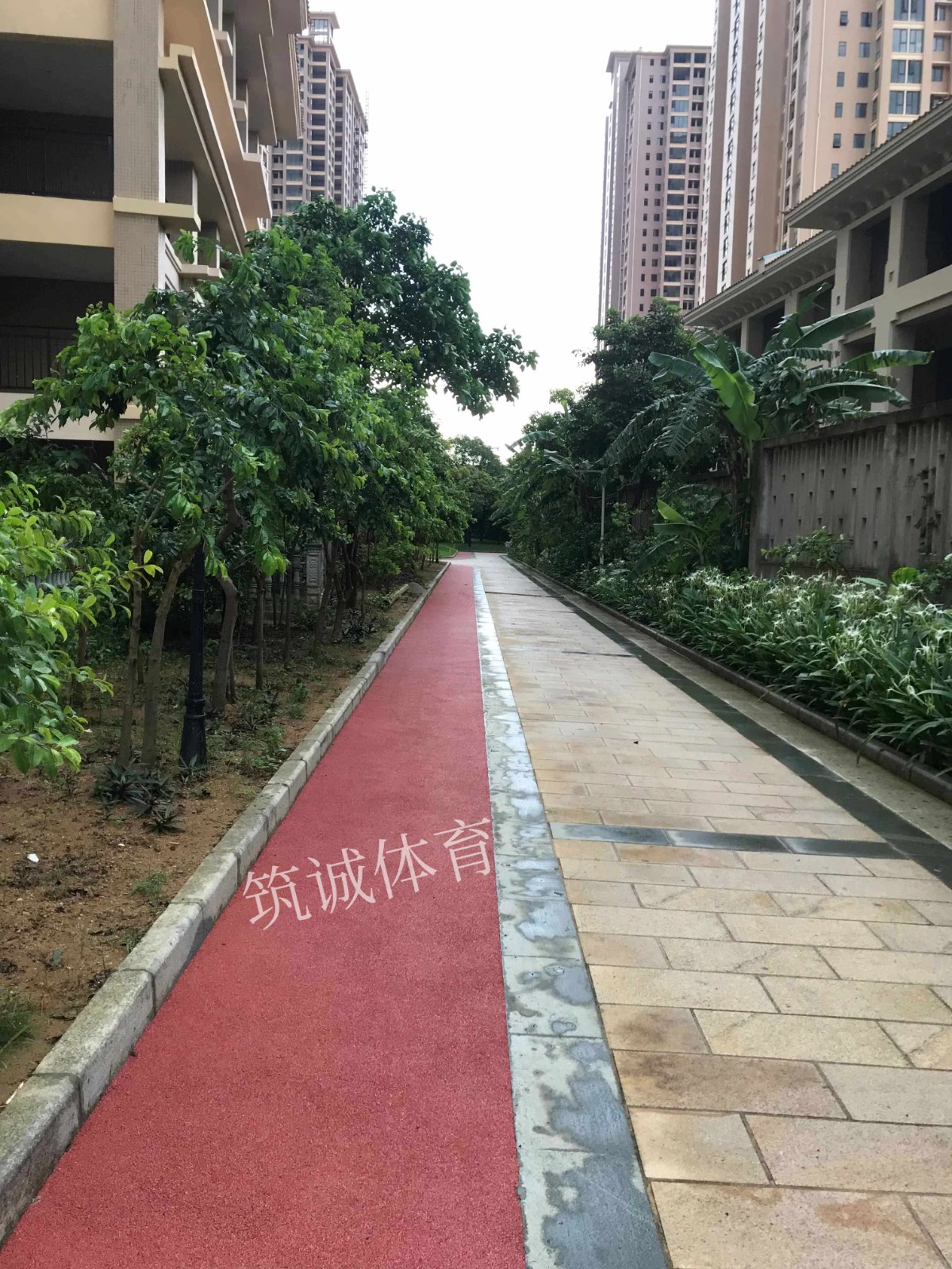 和居壹海江山EPDM塑胶跑道工程水印 2.jpg