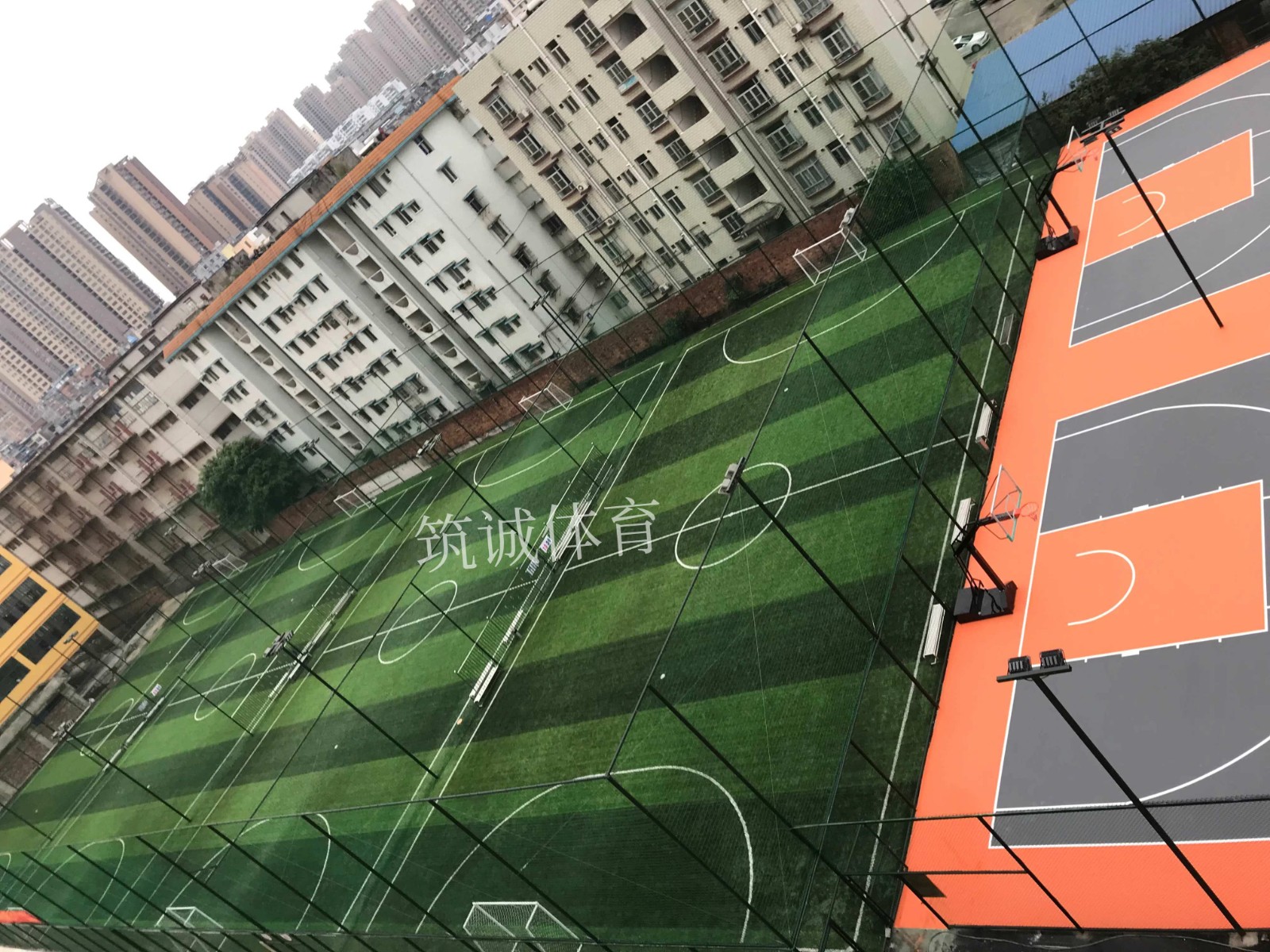 五月汇运动街运动场水印 3.jpg